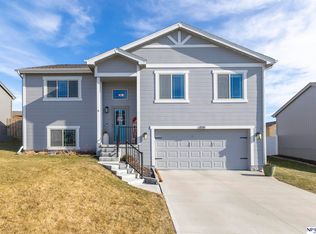 8205 S 188th St, Omaha, NE 68136