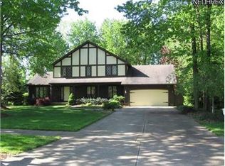 8820 Doral Dr, Mentor, OH 44060