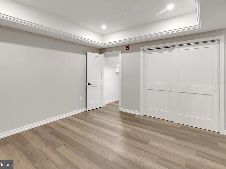 752 S 16th St #1B — Photo 30