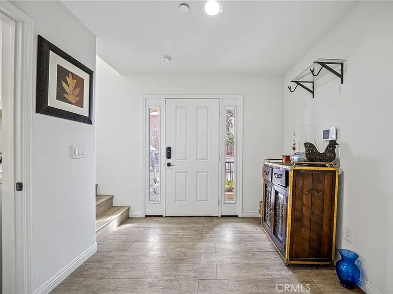 1101 N Maclay Ave #2 — Photo 3