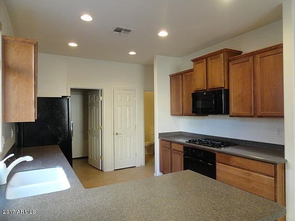 3rd image of 1664 W Lacewood Pl