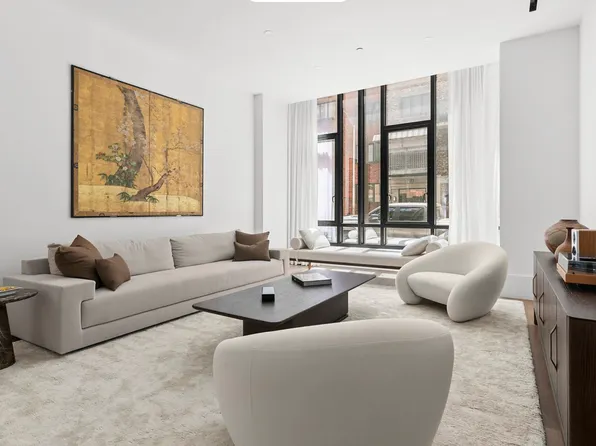 429 Kent Avenue TH8 image 2 of 23