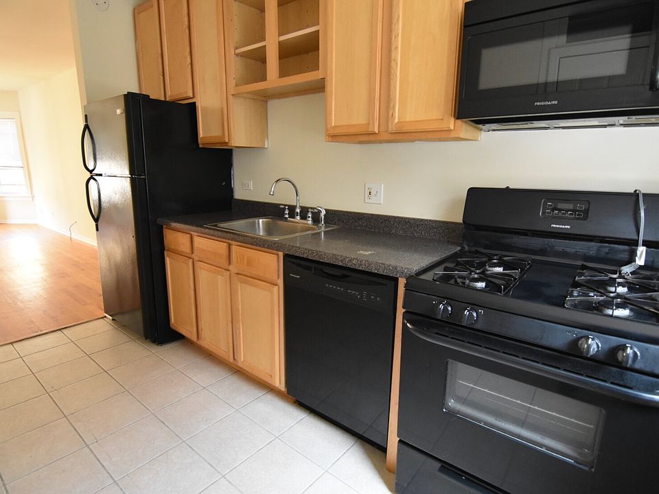 1st image of 1740 W North Shore Ave #17423
