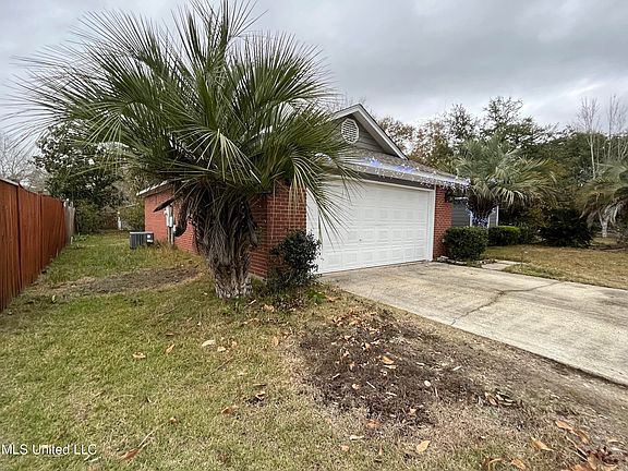 3rd image of 2301 Dolphin Dr