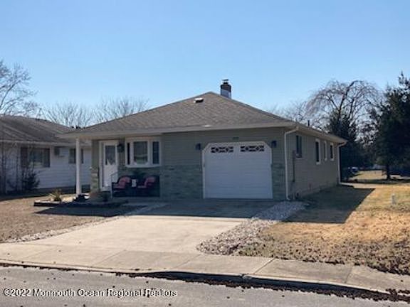 3rd image of 480 Jamaica Blvd