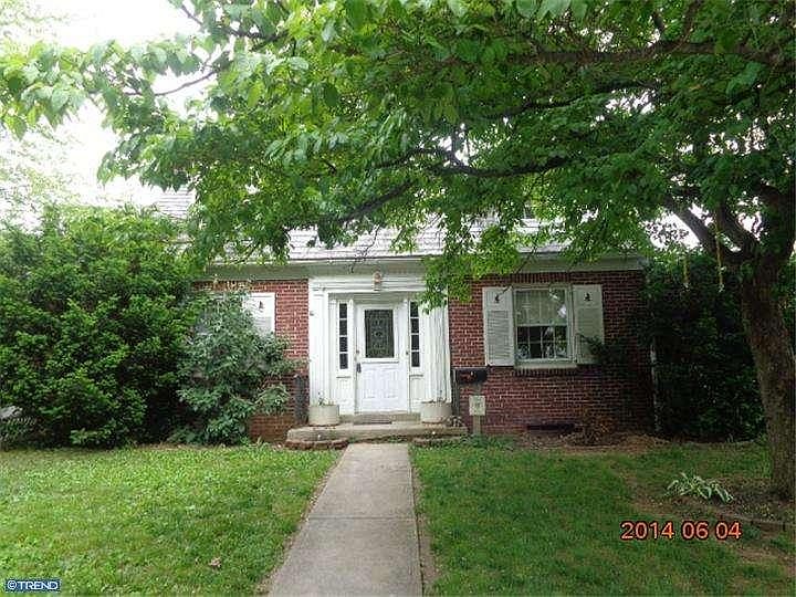 1st image of 1365 2nd Ave