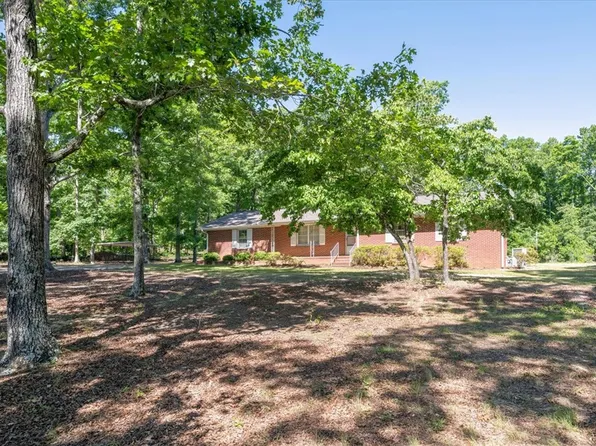 304 Shaw Rd, Honea Path, SC 29654