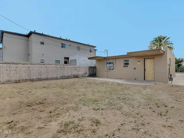 8931 Robert Dr #EL — Photo 19