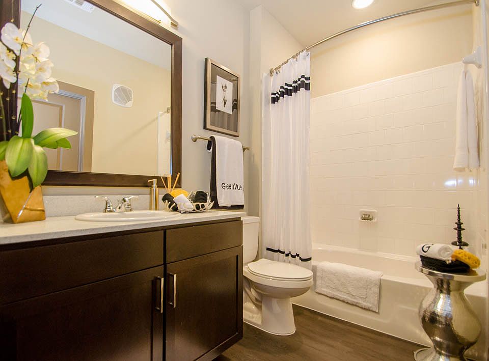 1st image of 1350 N Greenville Ave APT 1424