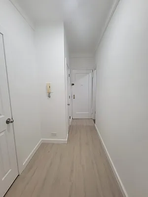 Rented by David Francis New York LLC | media 4
