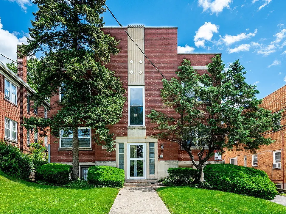 5828 Ridge Ave #6