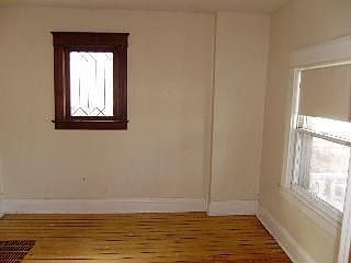 2nd image of 4108 Oak St