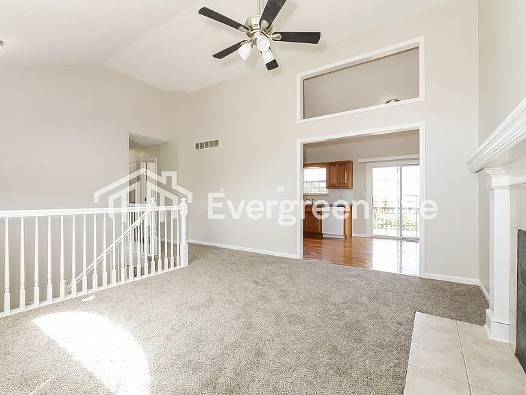 11127 N Lewis Ave — Photo 3