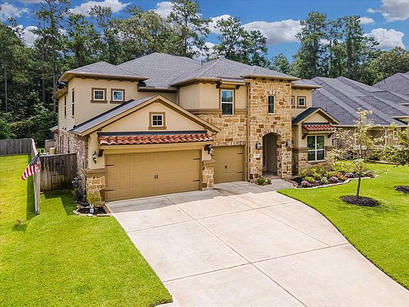 2nd image of 758 Majestic Shores Ln