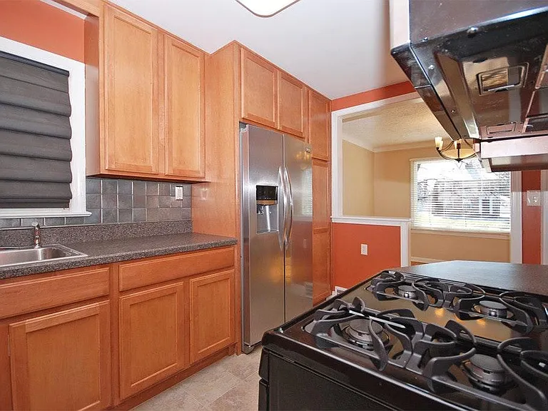 3721 Silsby Rd — Photo 5