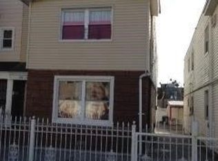 19712 91st Rd, Hollis, NY 11423