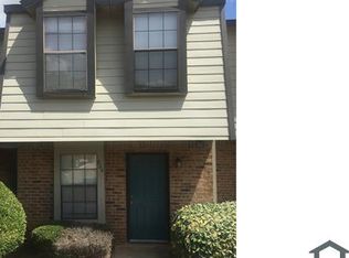 864 W Collins St #864, Denton, TX 76201