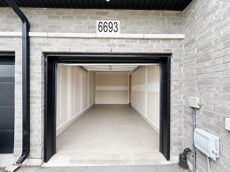 6693 Cropp St #1 — Photo 28