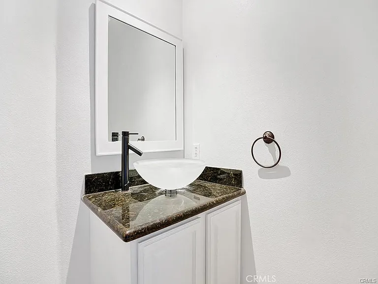 9 Robon Ct #9 — Photo 22