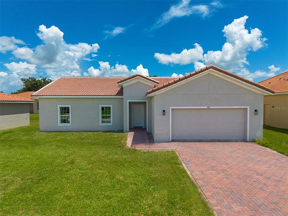 1st image of 425 CINNAMON DRIVE