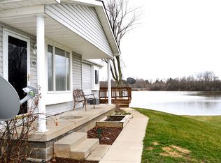 1091 Lake Park Cir, Grand Blanc, MI 48439