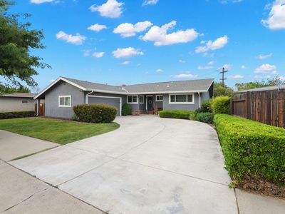 216 S 6th St, Patterson, CA, 95363