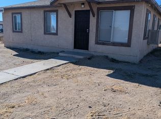 1390 Riverside Dr, Barstow, CA 92311