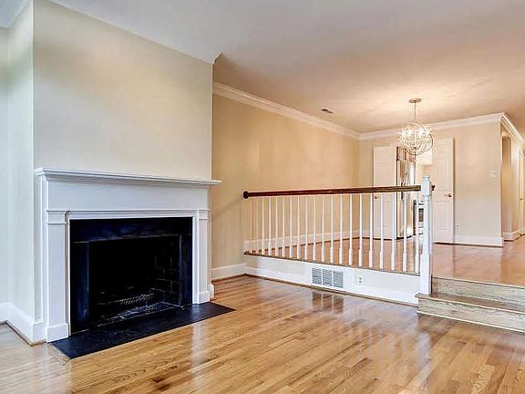 5th image of 1168 N Pitt St
