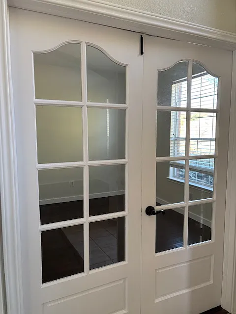 5 bed, 2.5 bath, 2852 sqft, $2,549 — Photo 4