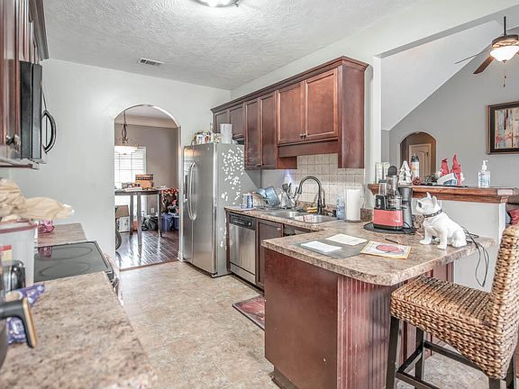 4th image of 1769 Deer Chase Ln