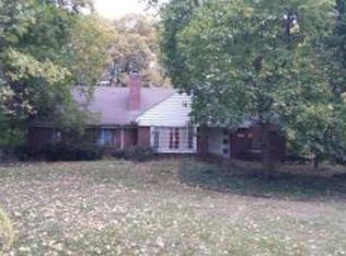 30655 N Greenbriar Rd, Franklin, MI 48025