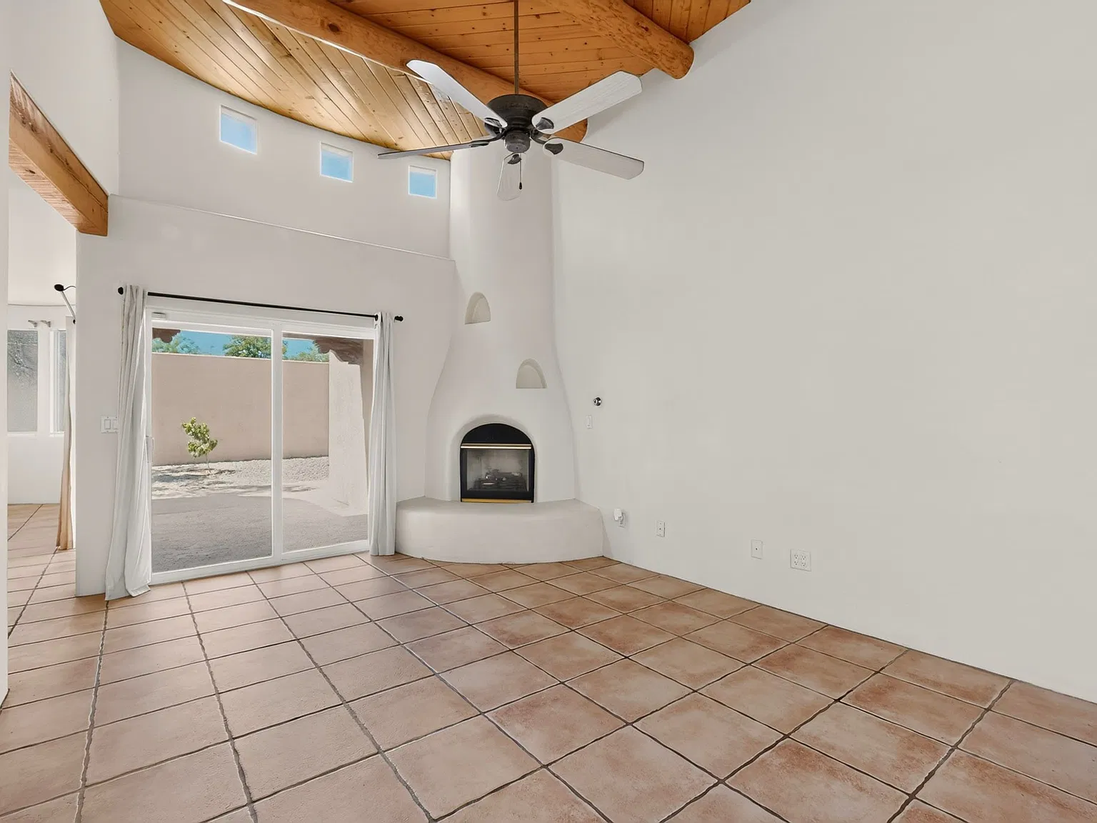 3 bed, 1520 sqft, $2,030 — Photo 4