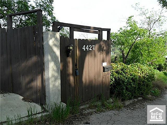 1st image of 4427 W Rose Hill Dr