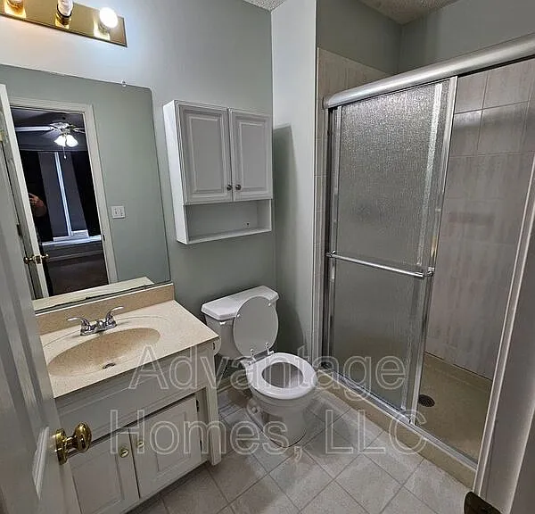 14117 Parkhill Ln — Photo 24