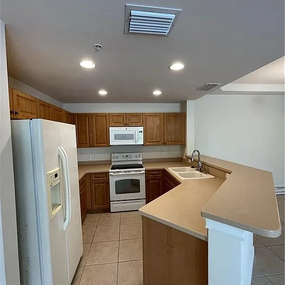 3973 Pomodoro Cir #103 — Photo 5