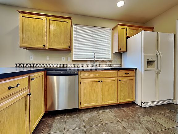 3rd image of 17218 12th Avenue Ct E
