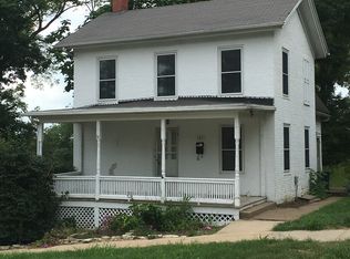 303 5th Ave SW, Mount Vernon, IA 52314