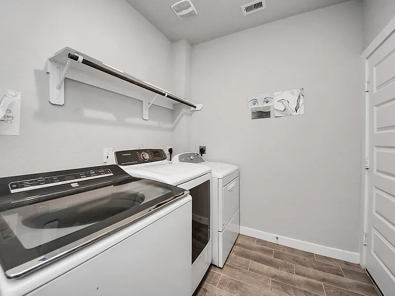 3815 Favor Forest Ct — Photo 27