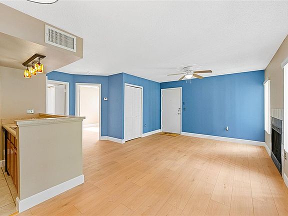 4th image of 543 SUN RIDGE PLACE #102