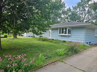 5306 Boulder Ln, Brooklyn Center, MN 55429