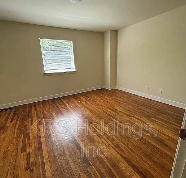 5238 Goolsby Ct N — Photo 5