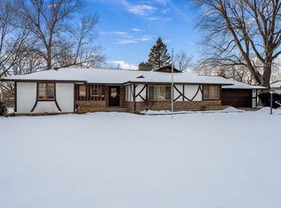 2129 Eggleston Rd, Rockford, IL 61108