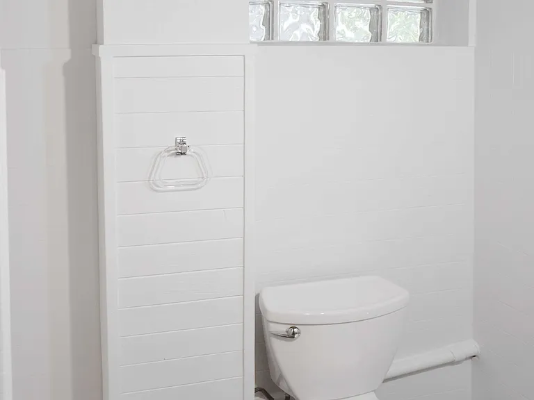 905 Burchfield Rd — Photo 32