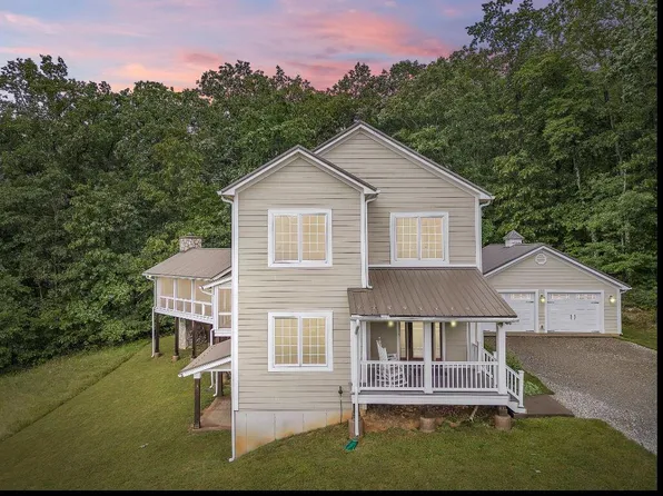 20196 Cumberland Gap Rd, New Castle, VA 24127