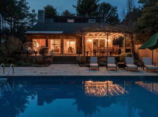 95 Depot Rd, Westhampton Beach, NY 11978