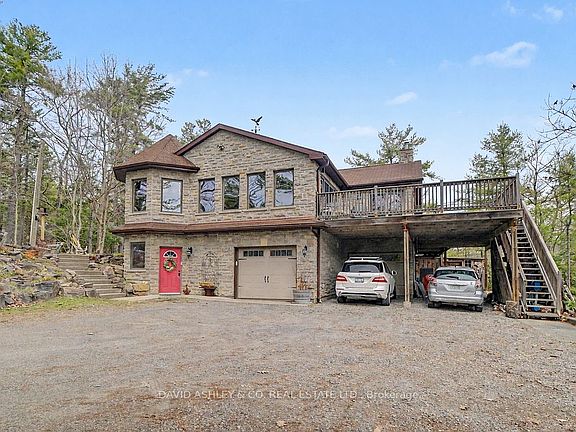 3rd image of 941 Jones Falls Rd S