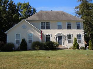 423 W Carnoustie Rd, Dover, DE 19904