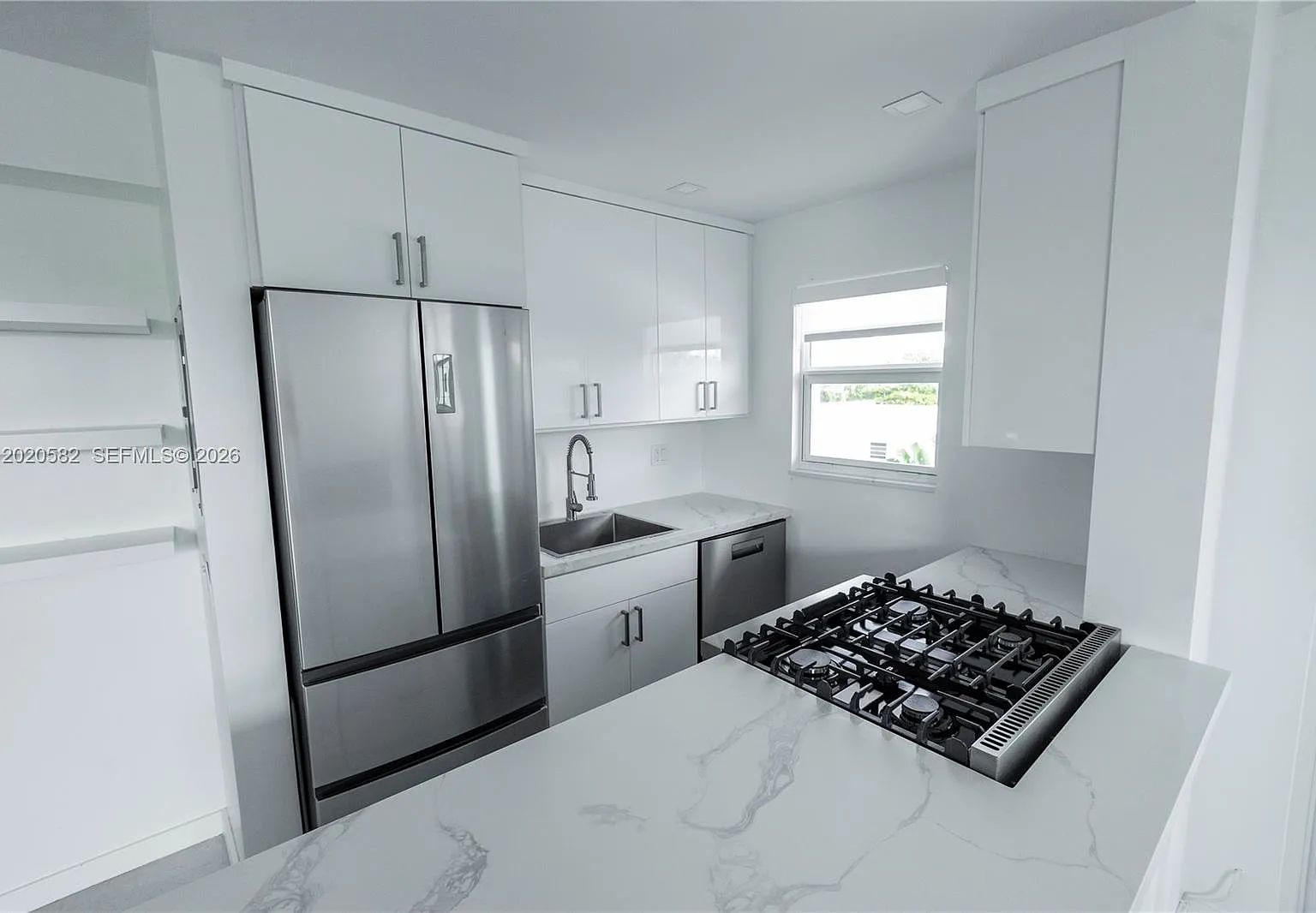 1 bed, 620 sqft, $3,100 — Photo 3