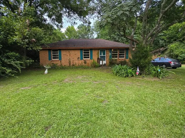 69 Glenwood Dr, Sumter, SC 29153