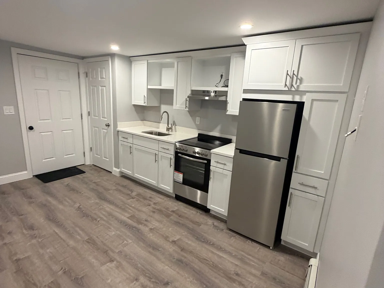1 bed, $1,800 — Photo 1
